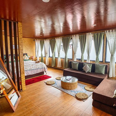 Monratino Himadrie -2 Mins Walk From Mall Road - All Rooms Have Kanchenjunga Mountain View Darjeeling  Extérieur photo