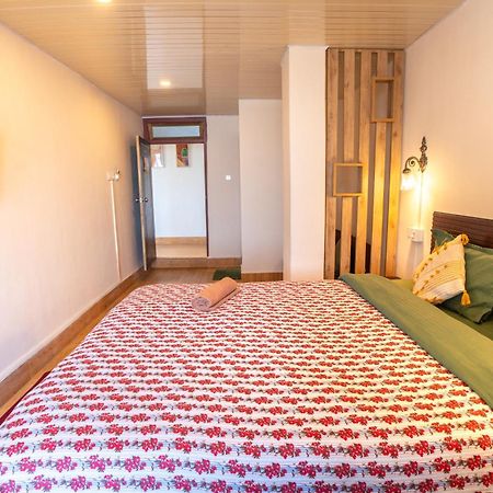 Monratino Himadrie -2 Mins Walk From Mall Road - All Rooms Have Kanchenjunga Mountain View Darjeeling  Extérieur photo