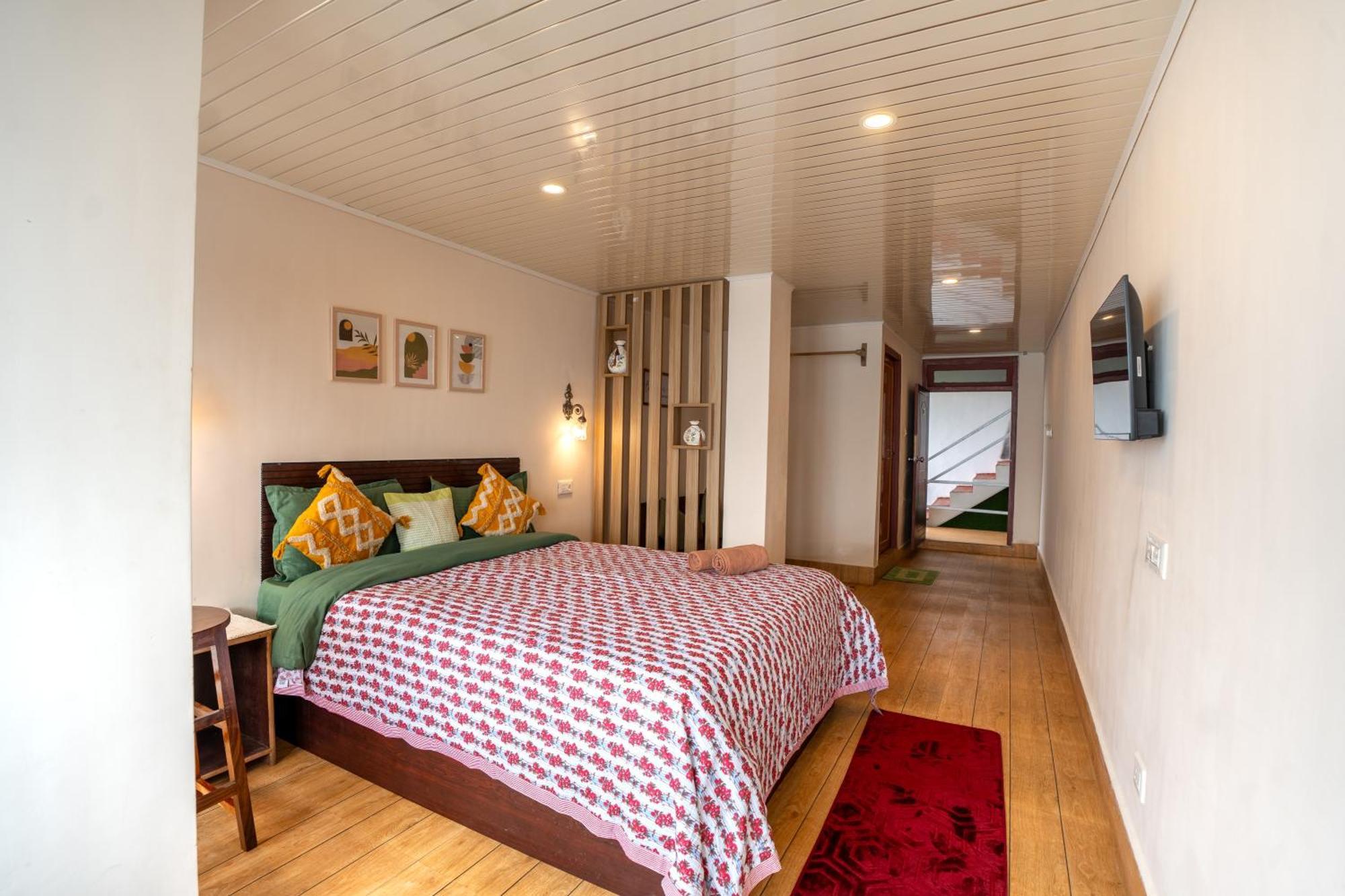 Monratino Himadrie -2 Mins Walk From Mall Road - All Rooms Have Kanchenjunga Mountain View Darjeeling  Extérieur photo