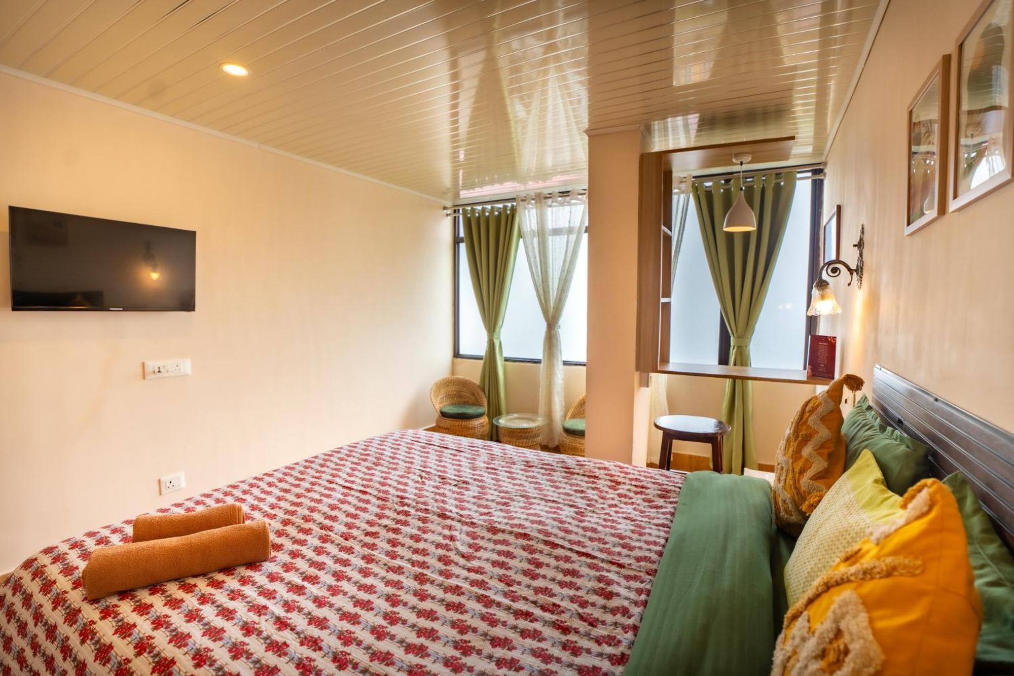 Monratino Himadrie -2 Mins Walk From Mall Road - All Rooms Have Kanchenjunga Mountain View Darjeeling  Extérieur photo