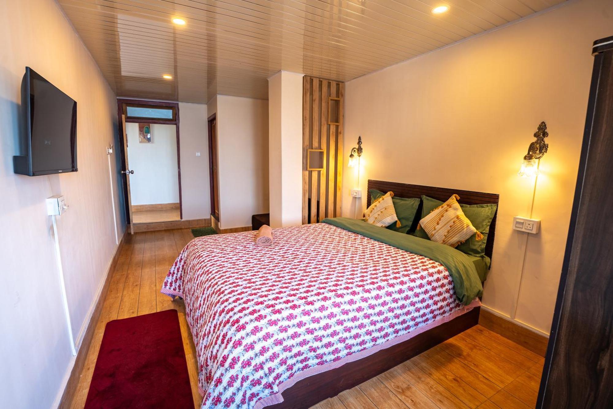 Monratino Himadrie -2 Mins Walk From Mall Road - All Rooms Have Kanchenjunga Mountain View Darjeeling  Extérieur photo
