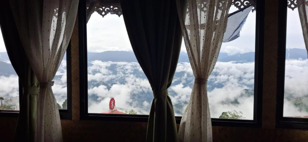 Monratino Himadrie -2 Mins Walk From Mall Road - All Rooms Have Kanchenjunga Mountain View Darjeeling  Extérieur photo